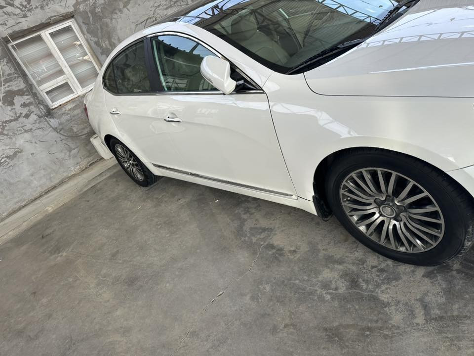 كادنزا خليجي vip
فول الفول 
بيه ٥ قطع صبغ ابيع حزام للجماليه
بيع او مراوس 
السعر ١٠٠$ وبيه مجال بسيط
مكاني بياع او سيديه 
والاتصال *********** 
محرك مبدل جديد v6
بيه منظومه مال غاز شغاله
صدر نظيف بيه الخلفي فقط نص عمر 
تخم تاير
داخل جلد نظيف
