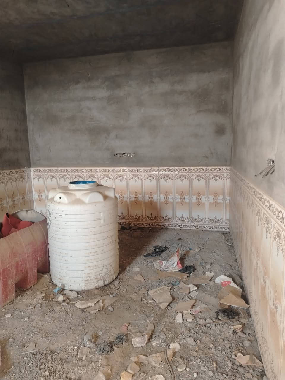 دار للبيع زراعي  مقابيل مدرسه الامام الباقر
طريق شريف  مساحه 250 متر

 يحتوي على غرفتين صاله استقبال

 مطبخ صحيات داخلي خارجي

ساحه بلوك اعكاده السعر 40  اوبيه مجال بيه نواقص قليله 

بسيط إستفسار *********** اكرم الاسدي
