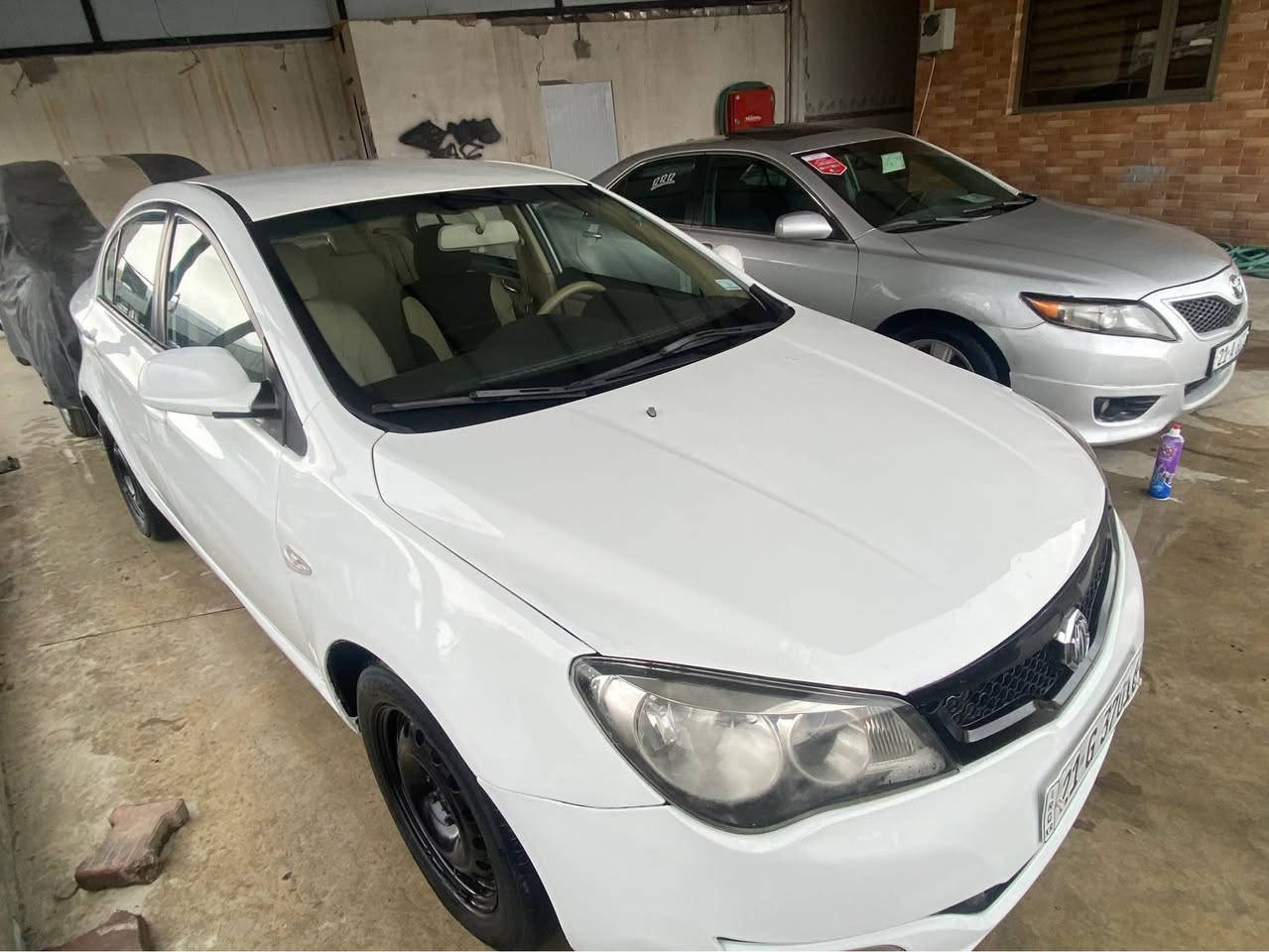 ئێمجی ٢٠١٤
ناوزەرد
دوو ژێر دەرگا و چەمەلەخێکی بۆیاخە بێناوگرتن
گێڕ و مەکینەی بەشەرت 
سەنەوی و  ڕەقەمی تازەیە. السليمانية, العراق


**إذا كنت صاحب هذا الإعلان وتريد حذفه لأي سبب، رجاءا أرسل رسالة إلى الدعم الفني**