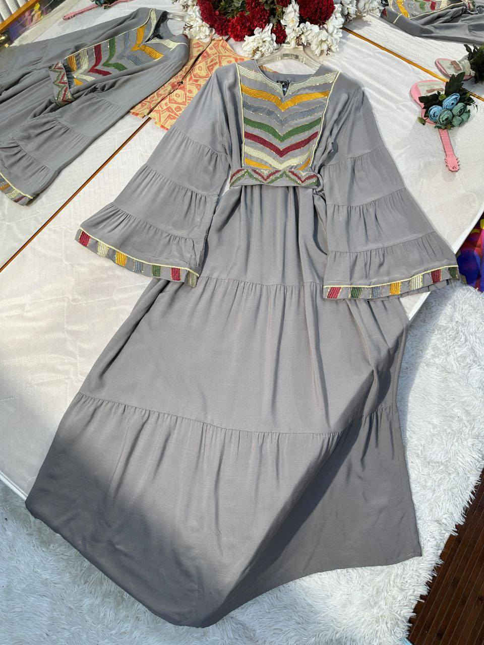 ر🔥 وووصل الجماال وترند الموسم ♥️
دراعات نسائي 
يجنن 🔥🤍

الخامة كشمير مصري مكفول من الطفره
  
L XL XXL 3XL قياسات 

#سعــــــــــــره.25


**إذا كنت صاحب هذا الإعلان وتريد حذفه لأي سبب، رجاءا أرسل رسالة إلى الدعم الفني**