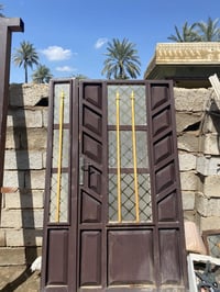باب للبيع  ارتفاع 260سم وعرض 140سم مثل ما موضح بالصوره شكله نضيف الشرا...
