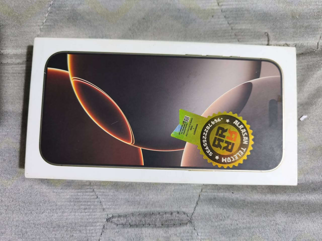 سلام عليكم
ايفون 16 برو ماكس (للبيع) 
ذاكرته /256
بطارية /96
نسخة شرق اوسط ضمان شركة (الرصن)
غراض كاملة /كارتونة وشاحنة هدية و3 حافظات هدية ولاصق كاميرات ولاصق شاشة 
السعر /1.400
مكاني /نجف
للاستفسار /*********** واتساب وخاص موجود
