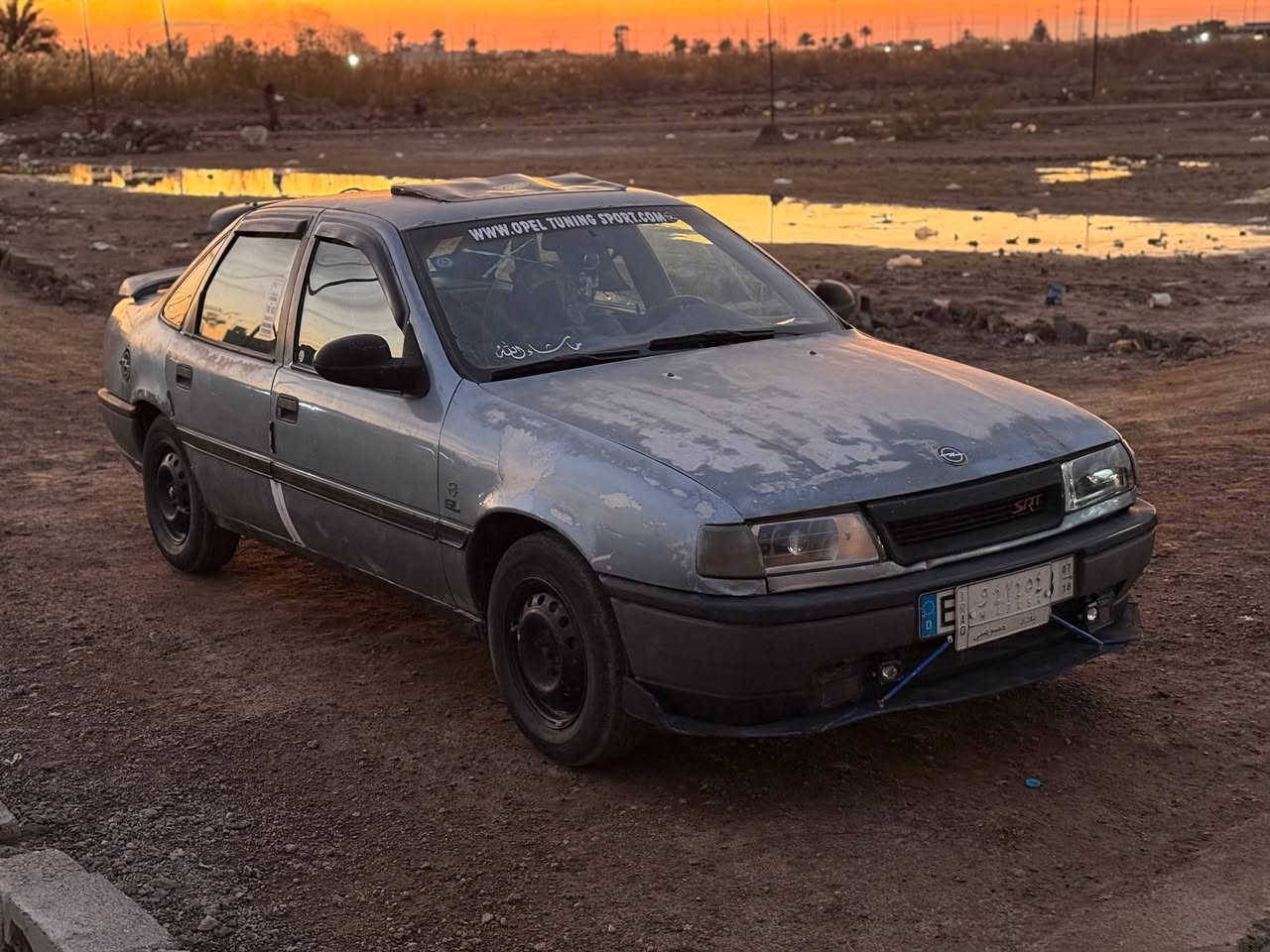 للبيع اوبل فيكترا  موديل 91 سياره جاهزه من كلشي تخم تاير جديد لايت زنون عدسه رقم بغداد سنويه لل28  بأسمي مكاني ديالى الخالص  السعر (35 ) وبيها مجال ***********
