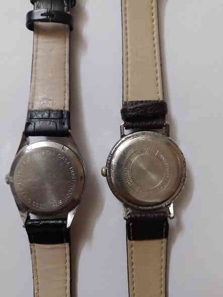 ساعتين تكويك للبيع شغالات سعر  ١٠٠ الف للحجز خاص او واتساب ***********.
