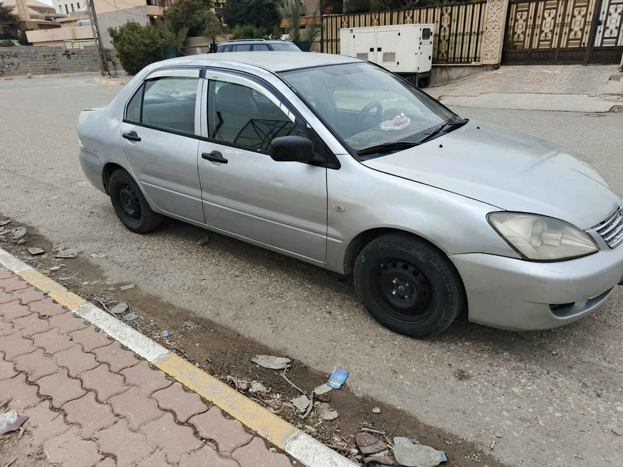 لانسر للبيع موديل 2007 الرقم اربيل الدولي جديده لحد 2029 هزه جديد كير اوتوماتيك محرك كبير سياره بدون ضرر بس بونيت صبغ بدون دواخل شرط الوكاله والتحويل سعر ٦٧ ورقه هذا رقمي ***********مكان سيارة كركوك كل شيء بالشرط
