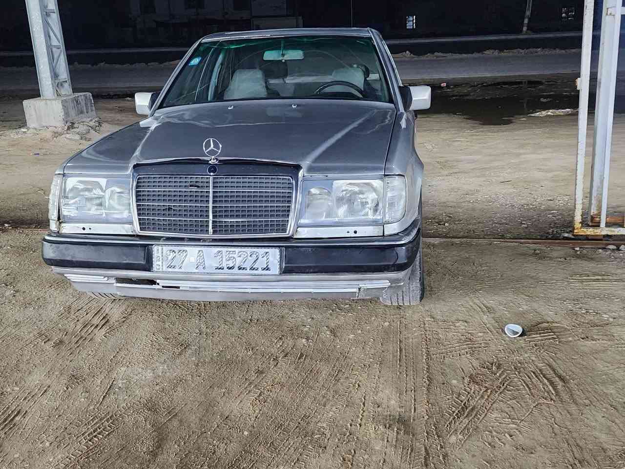 مارسدس دب 85 لبيع السعر 43 
مكينه ثنين ونص حلوه سياره جديده مال جناي رقم نكليزي 
تحويل مباشر مكاني نجف الاتصال ***********
