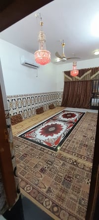دار للبيع المساحه 200 متر يحتوي على غرفتين وصاله وستقبال ومطبخ وصحياة ...