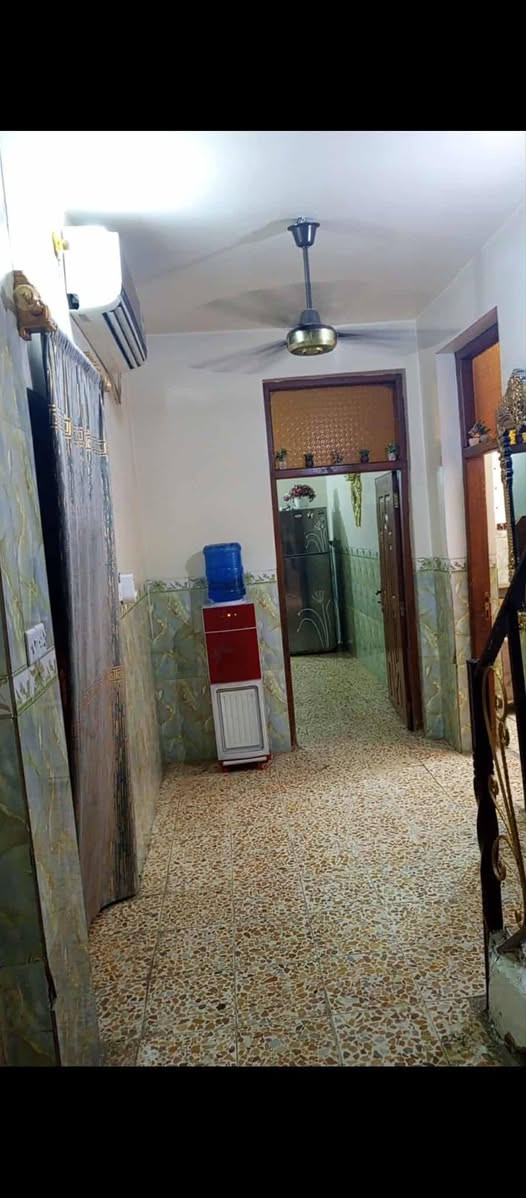 سلام عليكم بيت البيع طابو زراعي قرار 25 بل زعفرانيه يم السده مساحه 100 متر مربع بيت طابقين طابق الرضي ستقبال + غرفه نوم+ صاله+ مطبخ+ منور ولطابق الفوك مثل الجوه رقم تليفون ***********
