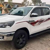 هايلوكس ٢٠٢٣ • ماشيه ١٠٠ ألف • اربيل دولي