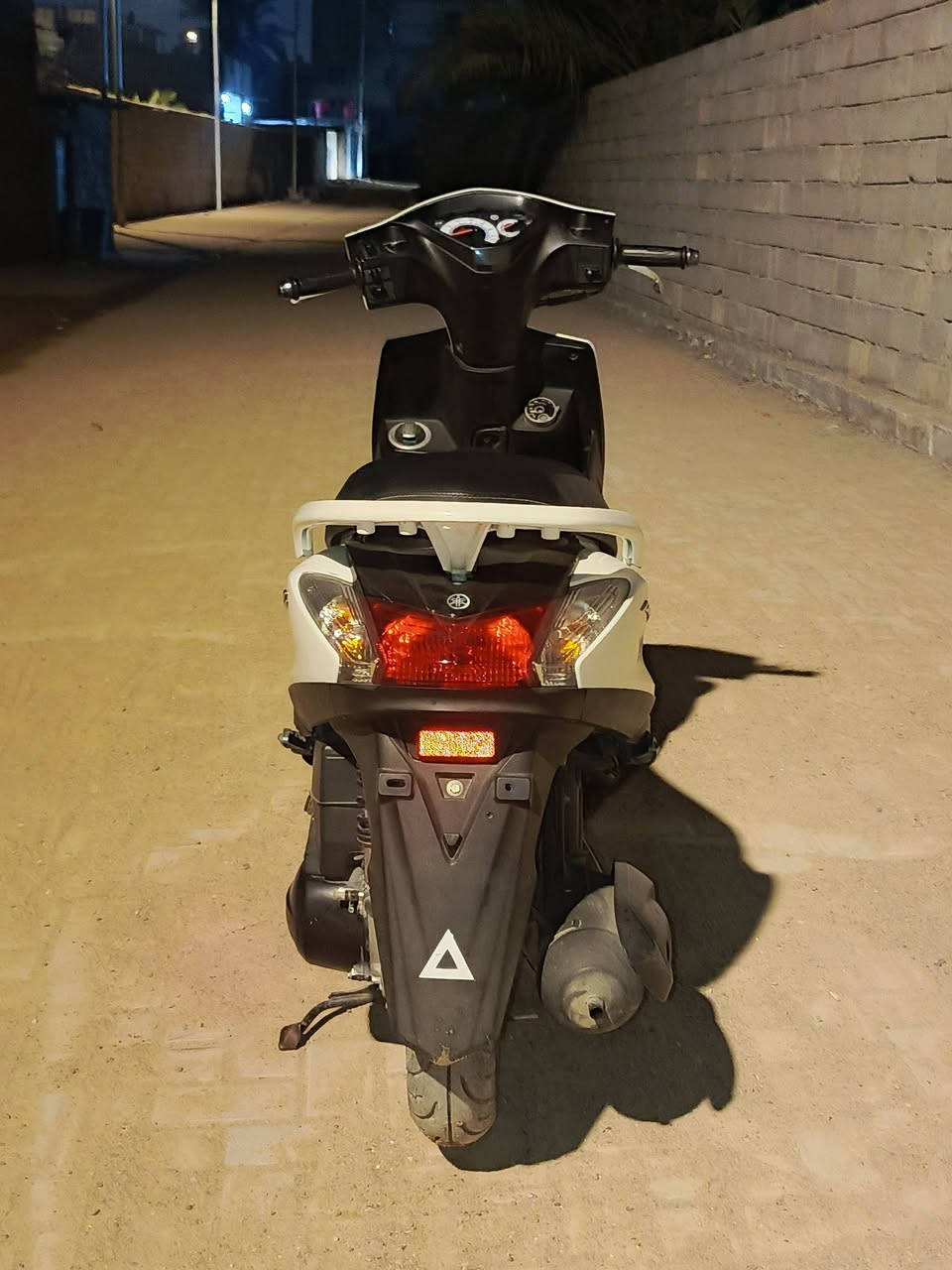 السعر مليون ونص وبيها مجال ماشيه 10 الالف نظافه 90 بالميه


**إذا كنت صاحب هذا الإعلان وتريد حذفه لأي سبب، رجاءا أرسل رسالة إلى الدعم الفني**