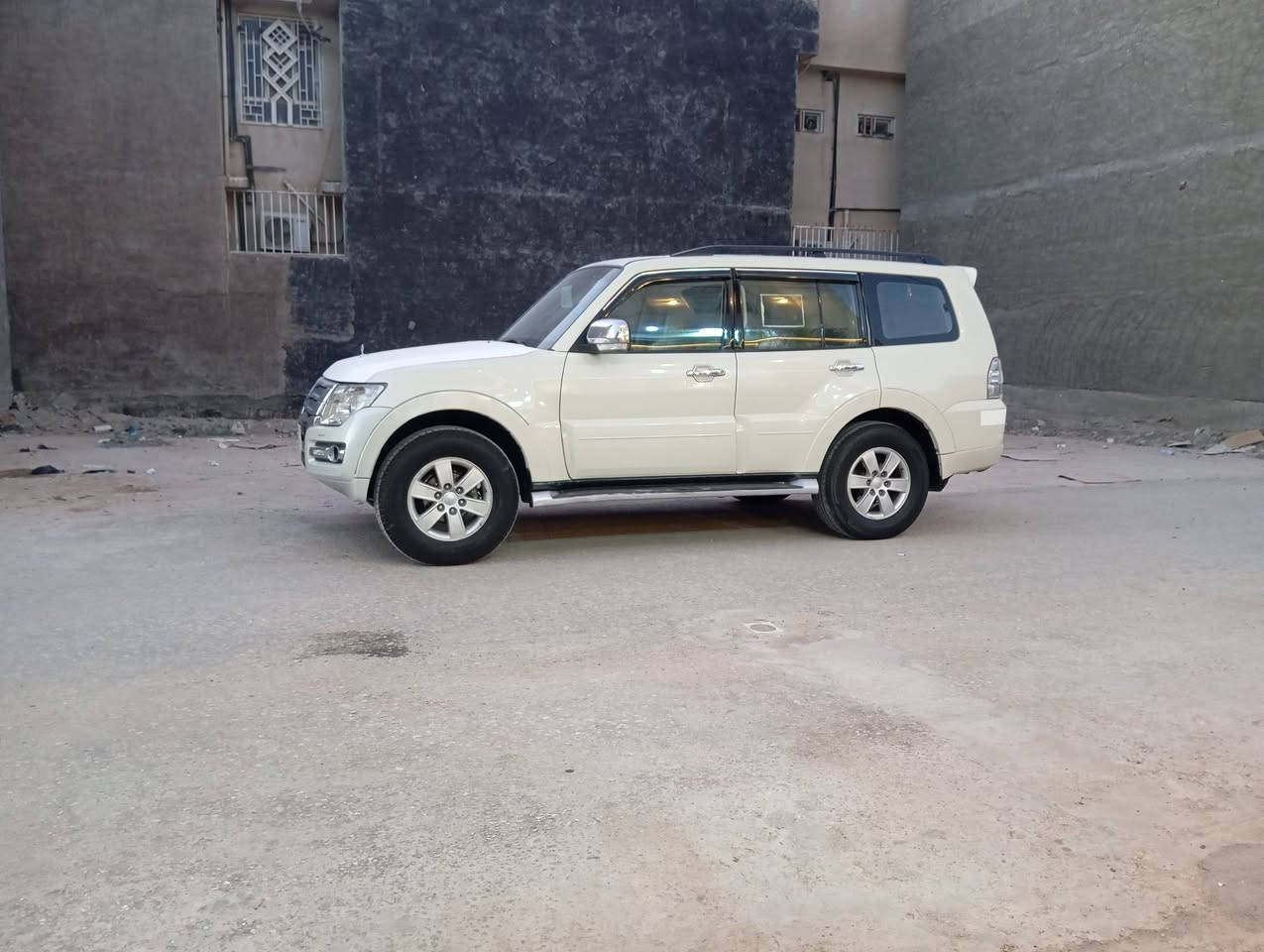 سلام عليكم باجيرو حبتور فول مواصفات مودي 2008 محدث 16سياره جاهز مكينه وكير حداديه تبريد مابيه اي نقص بسمي ثانيوم تحويل كربلاء ***********
