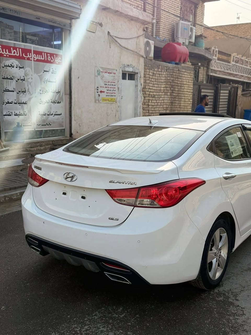 هيونداي النترا 2012 خليجي
محرك 2000
فول مواصفات (GLS) - عدا البصمة

تبريد بيانو (منفصل)
السيارة جديدة (بمعنى الكلمة)
تخم تاير (هسة شاده جديد)
صدر جديد
السيارة خير من الله
رقم بغداد الجديد (قبل يومين مجدد) - سنوية وأرقام جديدة انكليزي (تحويل ثاني يوم) - سنوية لـ 2030
كفالة عامة (حتى الدعاميات، ما بيهن صبغ) شرط
السيارة ماشية 97 الف كم
كير، محرك، صدر، باتري، تبريد (كلها بوضع الشركة)
ما ناقصها إي شي
مكان السياره بغداد 

***********
