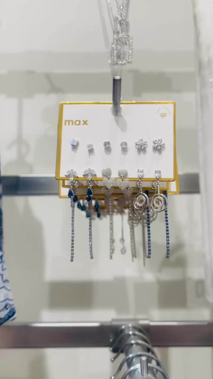 ‎🔷 حوّل مَحلك لـ براند 🔷
‎ تريد ترتب محلك او تفتح محل ملابس / مجمع ملابس / وكالة ملابس ، إحنا هنا نساعدك بأحدث أساليب طرق العرض اللي تخلّي المكان مميز وجذّاب للعملاء
ترتيب وتنسيق عرض الملابس بصورة محترفة تساعدك في زيادة المبيعات 

للتواصل واتساب ***********
