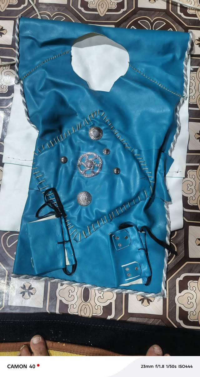 السلام عليكم خدام تجهيزة كامله كلمن وسعره شرط عله اليكوله لسانك  تفضل خاص وانه خادم هاذ رقمي..... *********** واتساب  فقط
