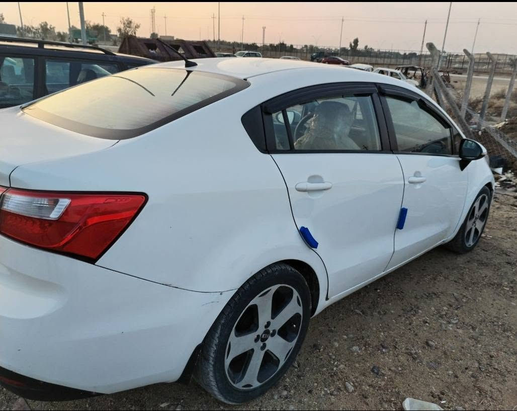 للبيع او مراوس... كيا ريو ٢٠١٢ خليجي بيها ضرر قليل موضح بالسونار السياره تحويل مباشر السيارة شاشه كامر تحكم ستيرن مكان السيارة الرمادي التأميم للتواصل ***********

