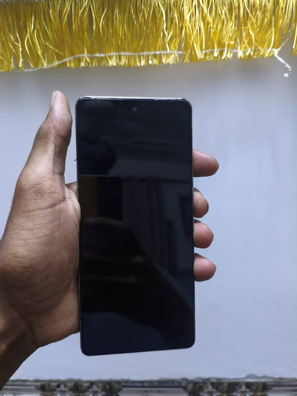 الأول بوكو X7 برو ذاكرة 512-24
بوبجي 120 فريم جهاز غني عن التعريف 
نضافة الشاصي 100% بيه فطر بالكلاس الخارجي صغير ما مأثر نهائيا 
السعر250 ألف قفل أسعار نهائية 
الثاني جيتي 30 برو 
ذاكرة 256-12 
بوبجي 120 فريم هم غني عن التعريف جهاز عملاق 
شفتات ليزرية بالجهاز شغالات 
إنارة خارجية شاشة 144 هرتز 
فقط مبدل ظهر فقط السعر 275 قفل نهائي
الثالث تكنو كامون 30 
ذاكرة 256-16
بطارية 5000 
مبدل شاشة تجارية 
السعر 110 قفل 
مكاني بغداد مدينة الصدر شارع الأورفلي 
للاتصال ***********

