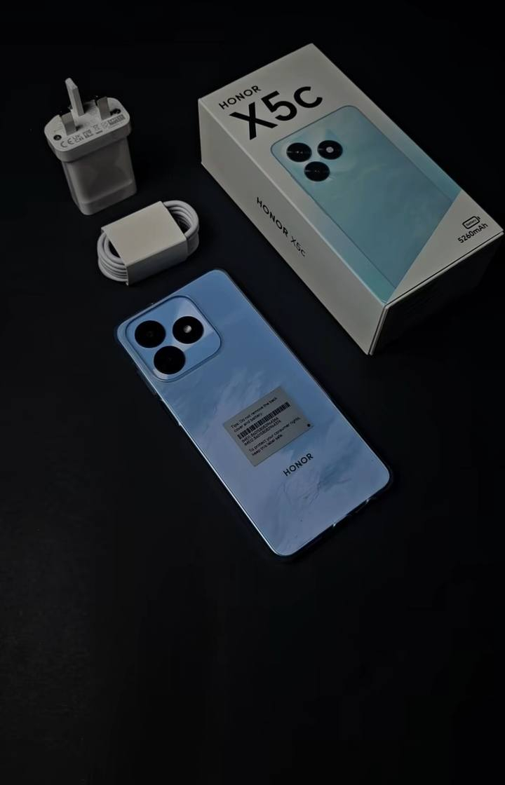 هونر x5c مبايل جديد. مستخدم يوم واحد  ذاكره 256.بطاريه 5260
رقم الهاتف ***********
