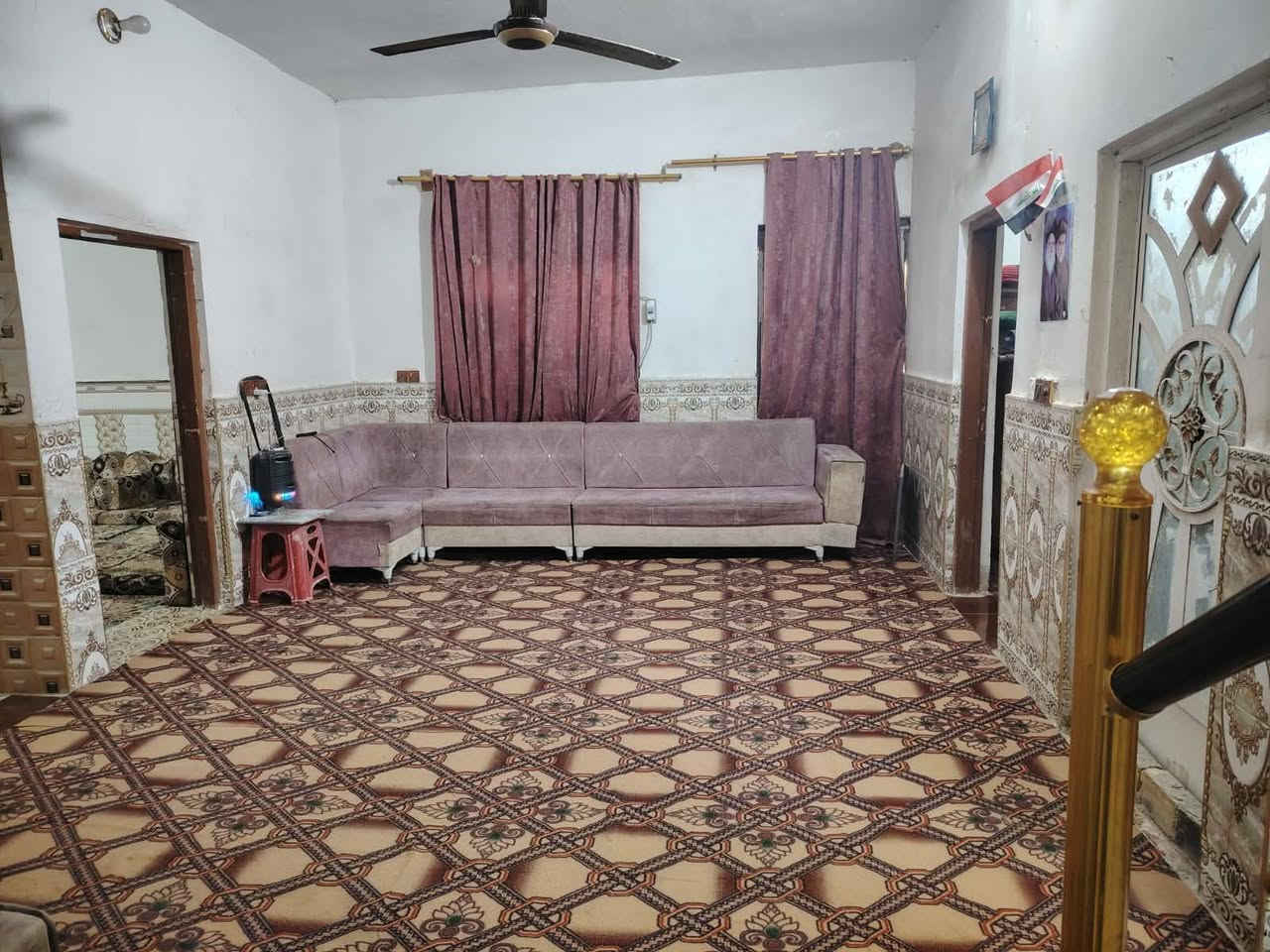 السلام عليكم ورحمة الله وبركاته
☘️اللهم صلي على محمد وآل محمد 

🏦دار سكن للبيع طابوزراعي

📌الموقع:-الديوانية/التقيةالثالثة 

📐المساحه:- 200م 

ــــــــــــــــــــــــــــــــــــــــــــــــــــــــــ

☘️يحتوي ع:-

✅غرف نوم عدد 2

✅صاله 

✅مطبخ+منور

✅استقبال 

✅مجموعه صحيات+كراج سيارة

💵السعر:-70مع الاثاث 

~~~~~~~~~~~~~~~~~~~~~~

#للاستفسار اكثر:- مراسلة الصفحة 

#هاتف:- ***********
