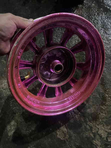 غراض ماكس للبيع كله جوه سوك خاص موجود وهذا رقمي *********** مكاني الدوره
