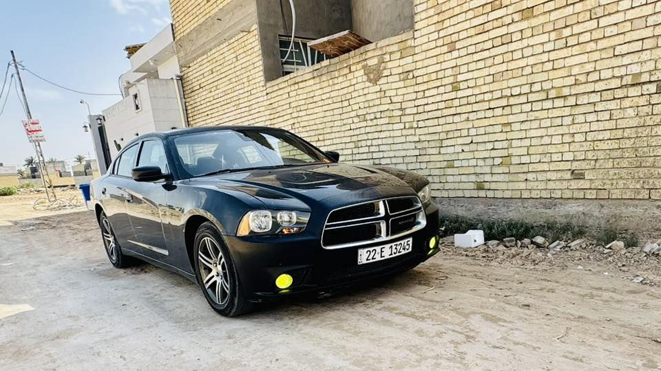 سلام عليكم 
دوج جارجر مويل 14 بالنسبه للحادث امنزللكم السونار بالمنشور حته لا اتعبك ولا اتعبني اتشوف ابعينك 
اما بالنسبه للحداديه كله جديد الله شاهد امحوره موديل 21 حته الكاردن شاده حاويه هوه والعربانه 
والحداديه الاماميه جديده 
تبريد ثلج 
باقي التفاصيل منشوره بالصور 
الله شاهد محتاج افلوس والسياره جازه من كلشي 
معروضه 125 
رقم او هزه جديد اربيل بسمي 
( ***********)
