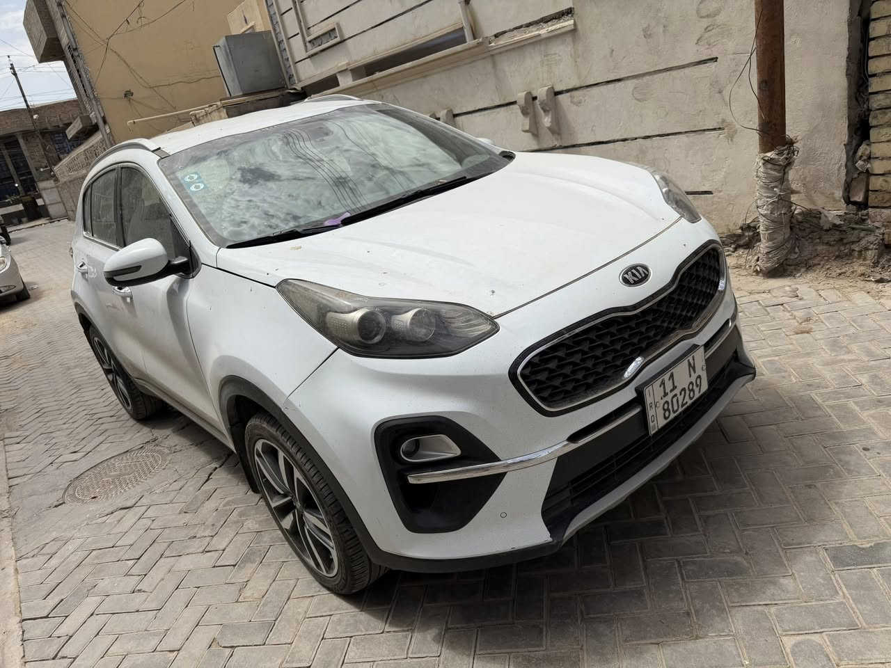 السلام عليكم سبورتج 2021 خليجي نص فول بصمه شاشه جبيره  موصفات معروفه السياره بيها نص بنيد صبغ وجملغ ماا السايق بارد وباب السايق بس بارد والباب الي ورا السايق هم بي بارد والجاملغ الخلفي مال السايق هم بي بارد بصيط رقم بغداد بسمي تحويل موباشر مكاني بغداد سعره 163 وبيها مجال السياره لغد شاصي كفاله ***********
