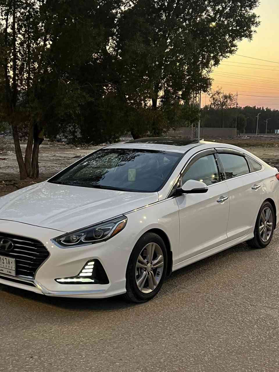 السلام عليكم
سوناتا 2018 للبيع لمتد 

رقم بغداد مشروع وطني

ماشيه 59 مايل 

سلايت روف

كشنات ميموري

تبريد قطعتين

بردات خلفيه

لايت لد دوار 

كامره دواره

هاند بريك كهربائي ⚡️ 

اتوهولد

رادار امامي

حساسات خلفيه

تبريد تدفئه كشنات

تدفئته ستيرن 

تحكمات ستيرن جهتين

الحادث قبق جنطه و جاملخ كما موضح بلصور بجم كبس 

السعر 153 و بيه مجال مكاني بابل مركز المدينه
‏***********
