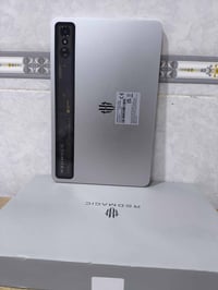 ايباد ريد ماجيك • نظيف ١٠٠٪ • باقي ضمان الوكاله