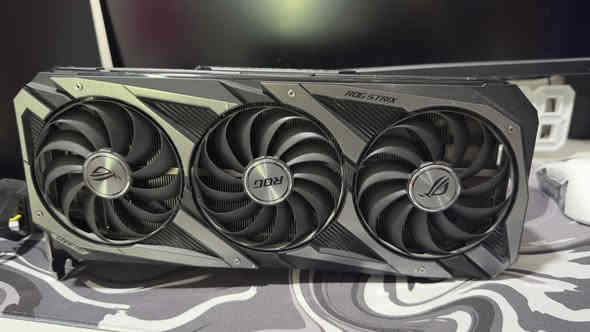 كرت شاشة 3070 نسخة
Asus ROG strix
Vram 8GB
عنوان: بصرة گرمة 
***********
