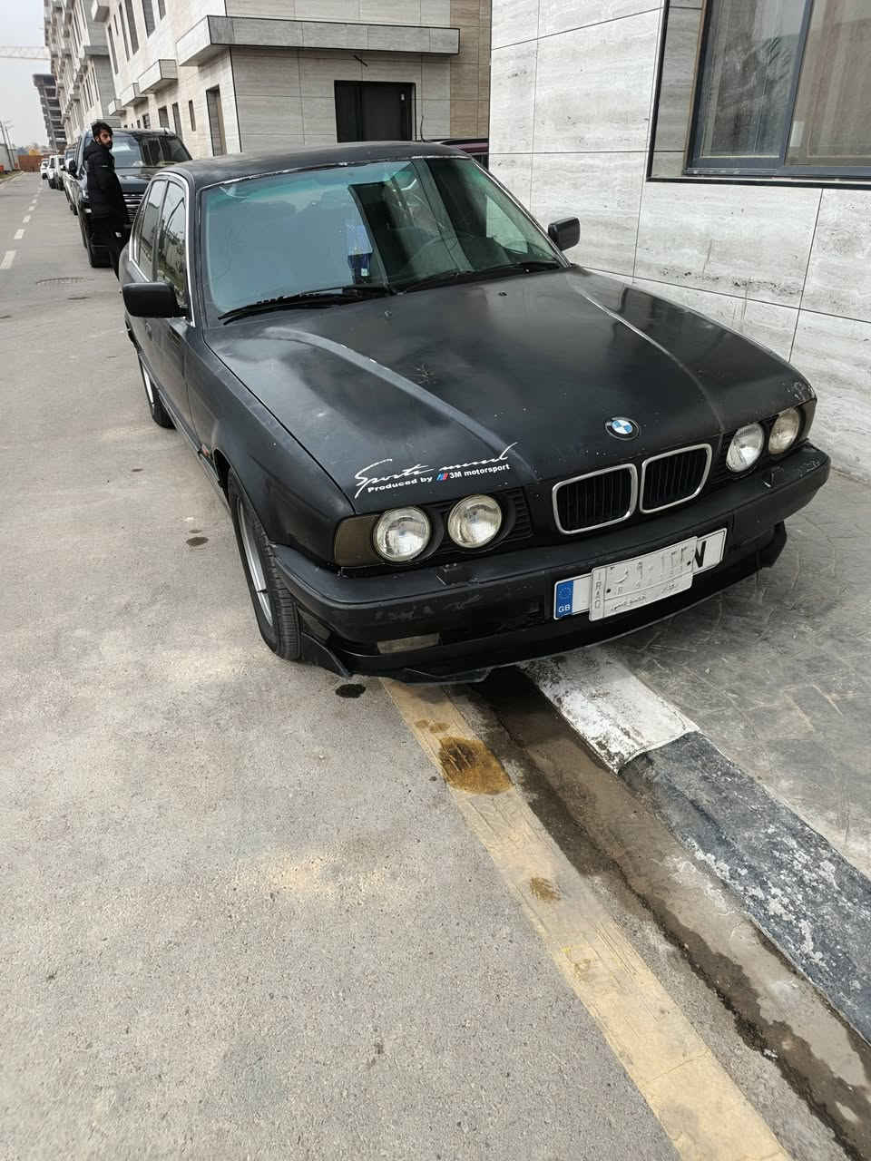 السلام عليكم للبيع بي ام ٥٣٥بغداد بااسمي رقم بغداد مكفوله من الضربه سياره جاهزة بس صار بيه مشكله بلكير ابيع كايم قفل ٤٠ورقه
مكاني بابل الشوملي
***********
