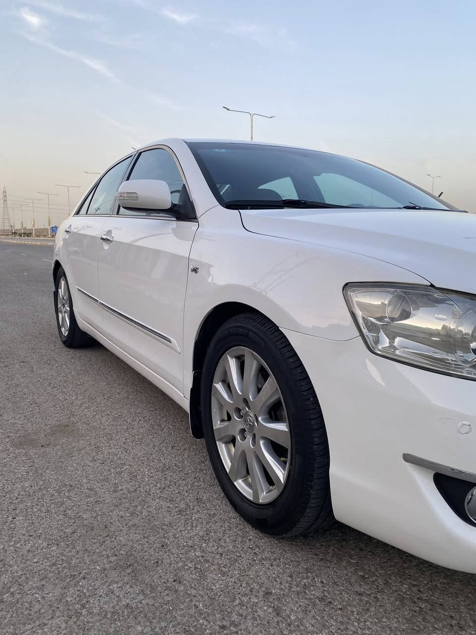 بسم الله ماشاء الله للبيع كامري اريون خليجي فول مواصفات عدى الفتحه مكفوله كفاله عامه لا ضرر ولا صبغ مكينه 6 سلندر شركه لاصوت راجز ولا بخار كلها بلاد رقم بغداد انگليزي سنويه وهزه جدد برده خلفية كهرباء شاشه حساسات بلاتوث تخم تاير جديد داخل صاج ملكي كروز سرعه تحكم ستيرن كشانه كهرباء موديل 2007  السعر 115 مكاني الانبار فلوجه للاستفسار 
***********
***********
