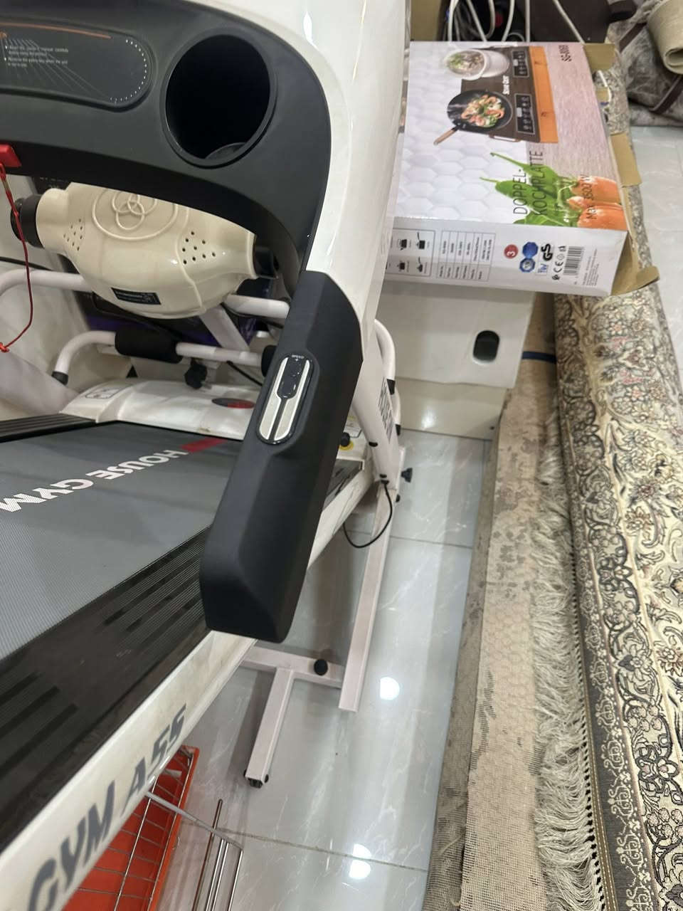 سلام عليكم جهاز ركض جديد جدا مستخدم كلش قليل نظيف كلش بي بعد غراض ويا هواية رايدة 450 وبي مجال
الاستفسار ***********
