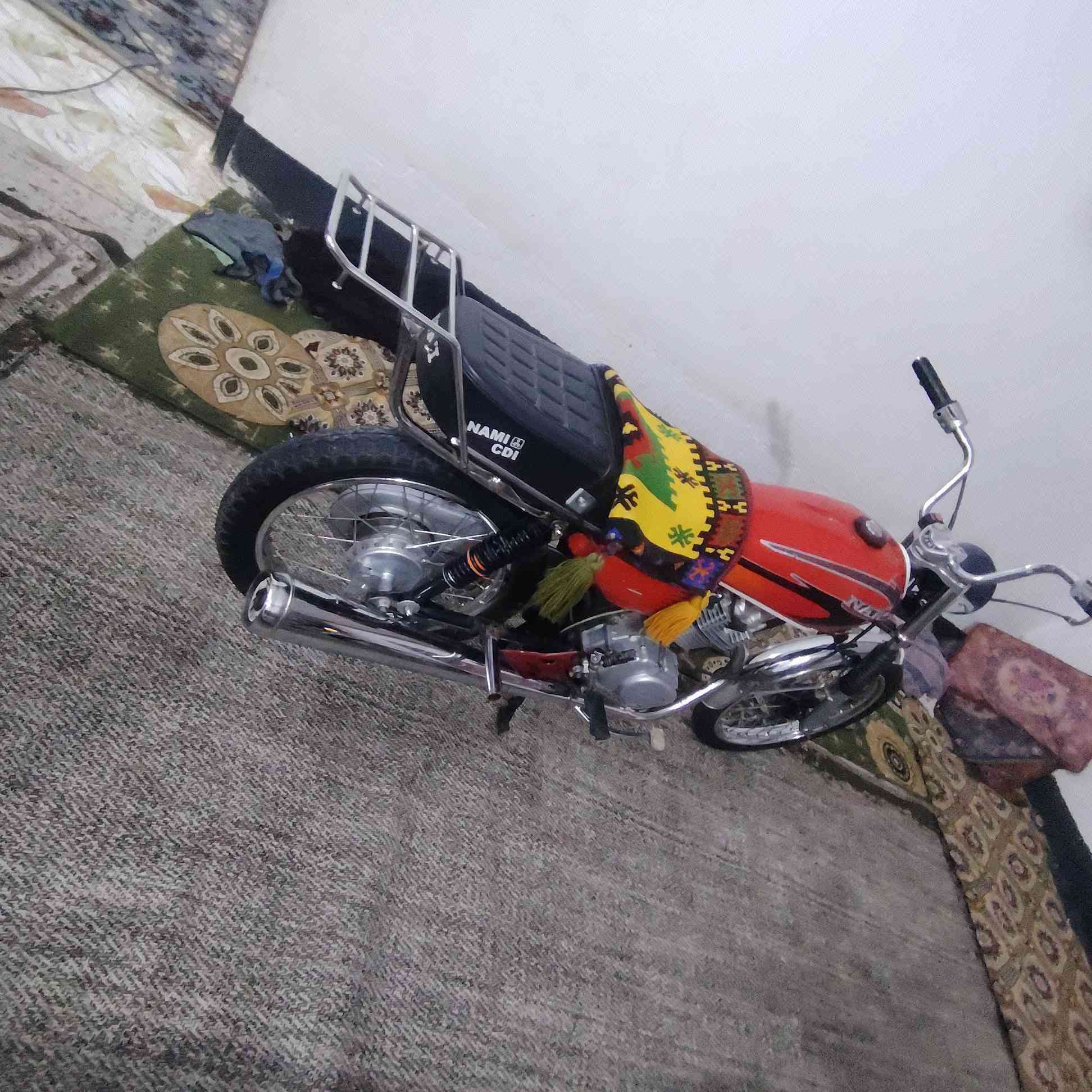 السلام عليكم دراجه اربعه كير ارشا شاصي 20 وغراض 24 اوراق اصولي اصولي دراجه تعمير جديد حلوه ومرتبه السعر 550 وبيه مجال المكان كربلاء طوريج ام روايه رقم الهاتف ***********
