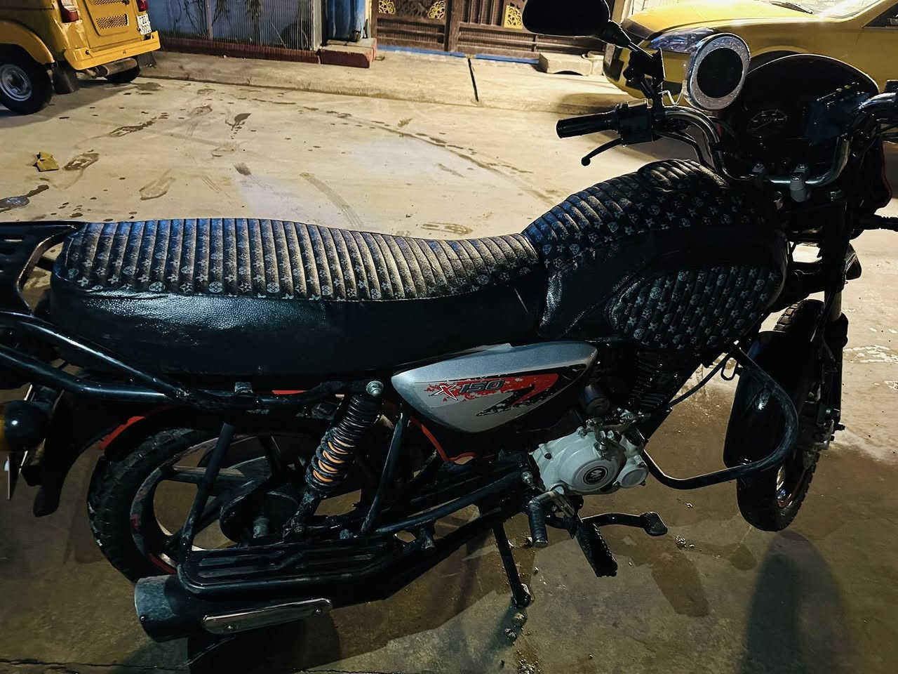 لبيع بوكسر 21جبلي اتصل ***********
