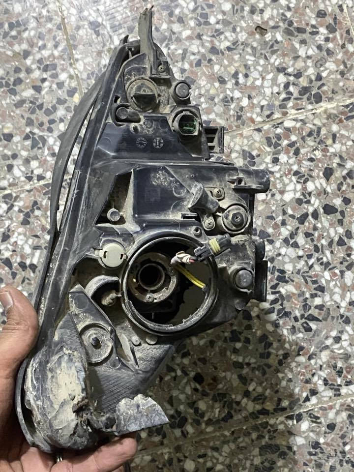 السلام عليكم عندي ذني  غراض كيا سبورتنج ٢٠١٨
١-جادر سياره 
٢- مازده اليسار بس الاذاين مالته مكسوره 
٣- مساطر قماره اصليه هنه و قفالتهن 
رايدهن ب ١٠٠ ألف 
بغداد - حي اور 
***********
