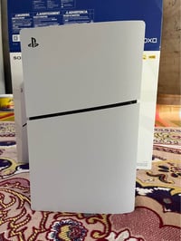 بلايستيشن5 سلم • نظيف مثل جديد • ملحقات كاملة