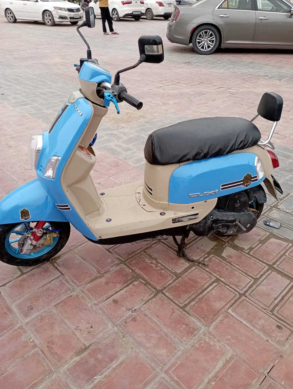 بوليسي للبيع نضيفه كفاله عامه
السعر 700
***********
