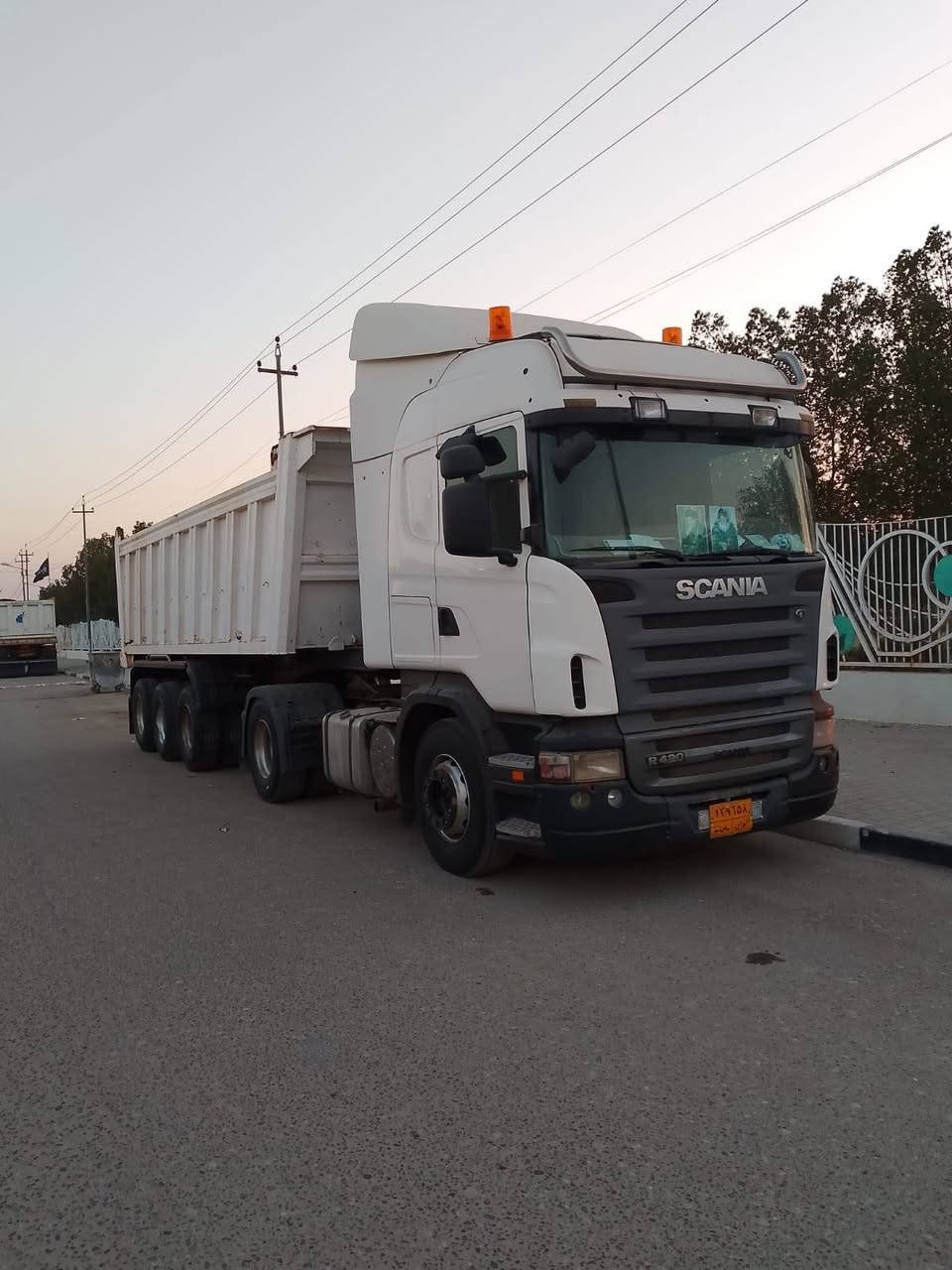 سلام عليكم 
سكانيه موديل 2008 كير عادي مكينه،420لا تبخير ولا تنقيص جنطتين  عربانه دار قصاب 28  سياره جاهزه كبل للشغل مكان بصره دير لاستفسار ***********
