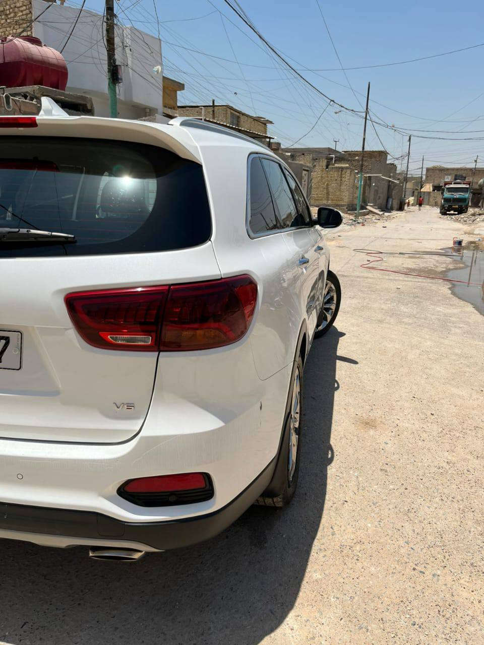 السلام عليكم
كيا سورنتو 2019
رقم بغداد تحويل مباشر 
السيارة جديده بمعنى الكلمة 
محرك 6 سلندر 
فور ويل 
أربع كامرات 
فول مواصفات 1/1
كشنات جلد وكهرباء 
حساسات خلفيه
كشنات تدفئه وتبريد 
محرك وكير كفاله 
تبريد ثلاث قطع
تحكم ستيرن 
سبعه راكب
بصمه تشغل وبصمة ابواب 
ترحيب تنبيهات
السعر 260 اتصل ونتفاهم
مكان السيارة بغداد الرقم /***********
