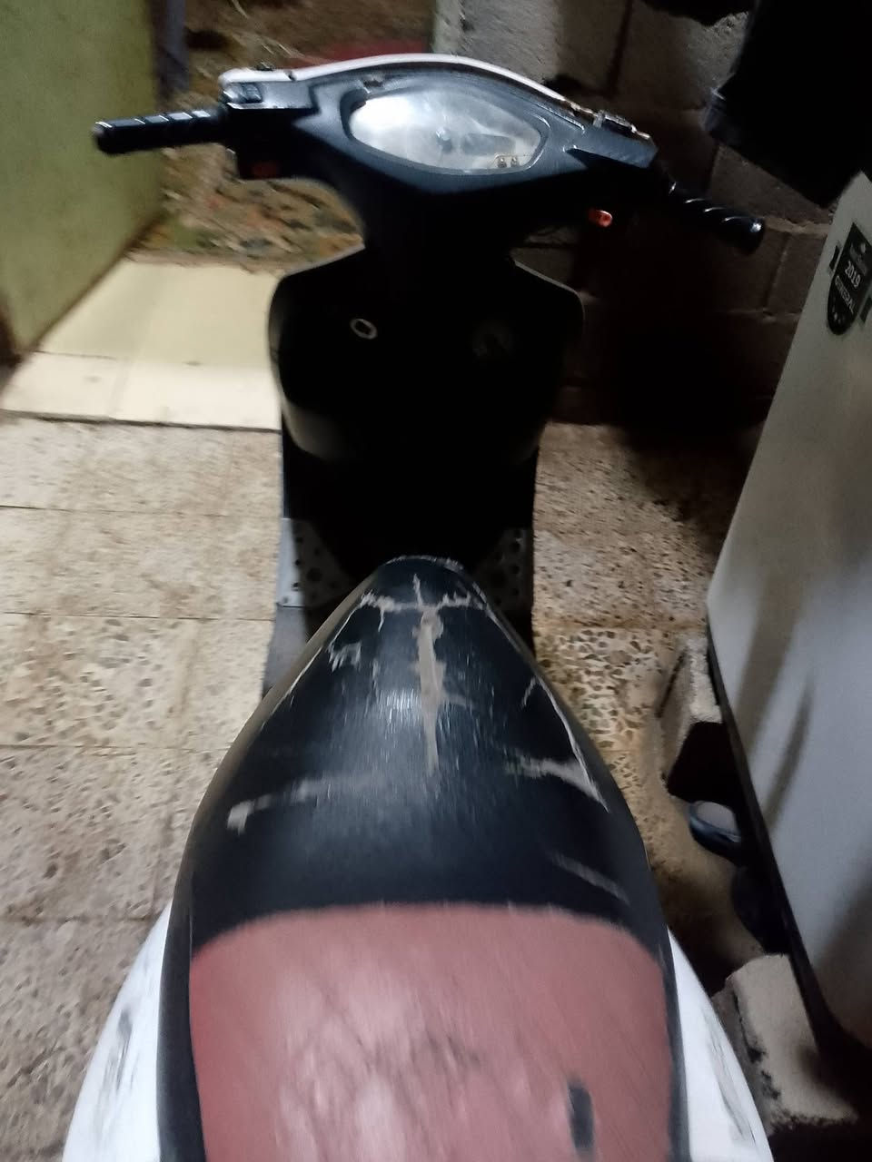 سلام عليكم شباب
دراجه ادرس ياباني  ما مفتوحه  مكينه ناعمه  تعال وشوف  بعينك  شراي راسني خاص السعر 600 بيهه مجال المكاني الكوت الشارع النفط


**إذا كنت صاحب هذا الإعلان وتريد حذفه لأي سبب، رجاءا أرسل رسالة إلى الدعم الفني**