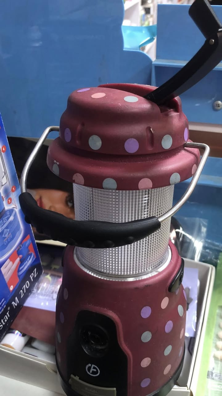 شاحن يدوي وباتري شحن 10 آلف


**إذا كنت صاحب هذا الإعلان وتريد حذفه لأي سبب، رجاءا أرسل رسالة إلى الدعم الفني**