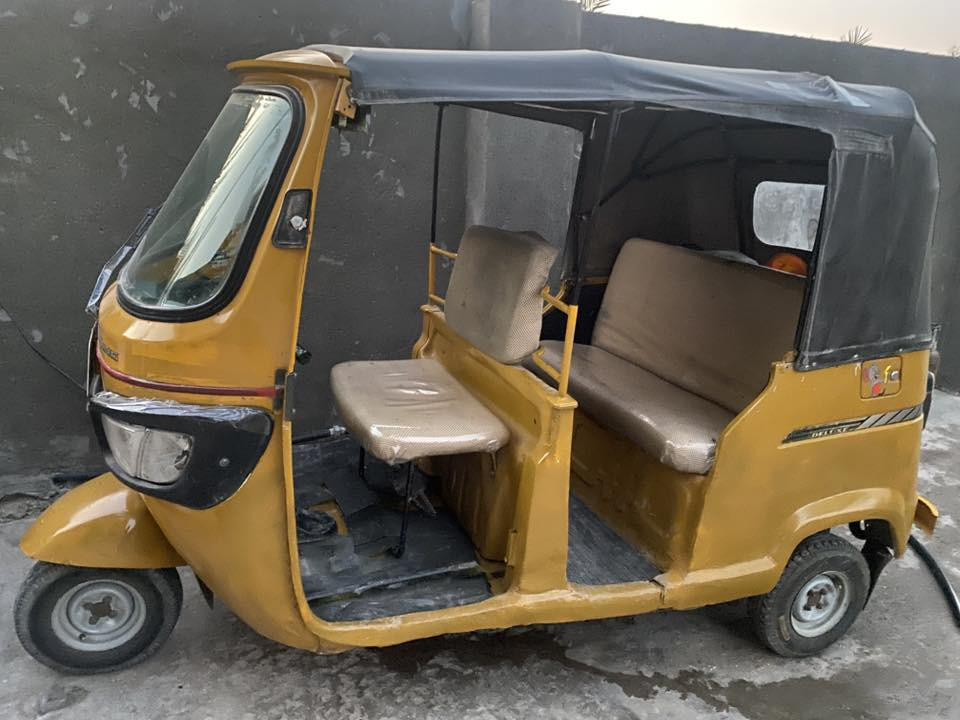 السلام عليكم تكتك تي في اس ٢٠للبيع رقم نكليزي وسنويه بغداد بيهه صفحه معجون ابيعلك مصبوغ عام تكتك مكينه من تنقيص والتبخير كهربائيات كامله باتري تايرات كلجات صلايب ودوشمه كل جديد تكتك كبل للشارع مكاني بغداد المحموديه 
 ***********
السعر ٤٥٠٠وبيهه مجال
