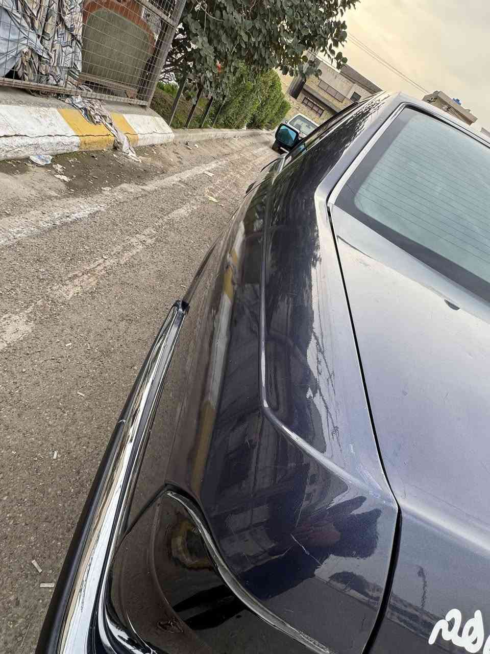 سلام عليكم 

بيئم 735 اصل 

كير مكينه جدد 

تبريد ثلاجه 

فتح سقف كهربائي 

كشنات كهربائي 

جام كهربائي 

لايتات ناصي علي زنون 

صدر خلفي امامي 

تيارات تخم جدد 

مصبوغه جماليه فقط مكفوله من الضربه 

تخم ويل جديد 

رقم دولي جديد ب اسمي 

السعر 50 $ وبيها مجال 

رقم الهاتف ***********
