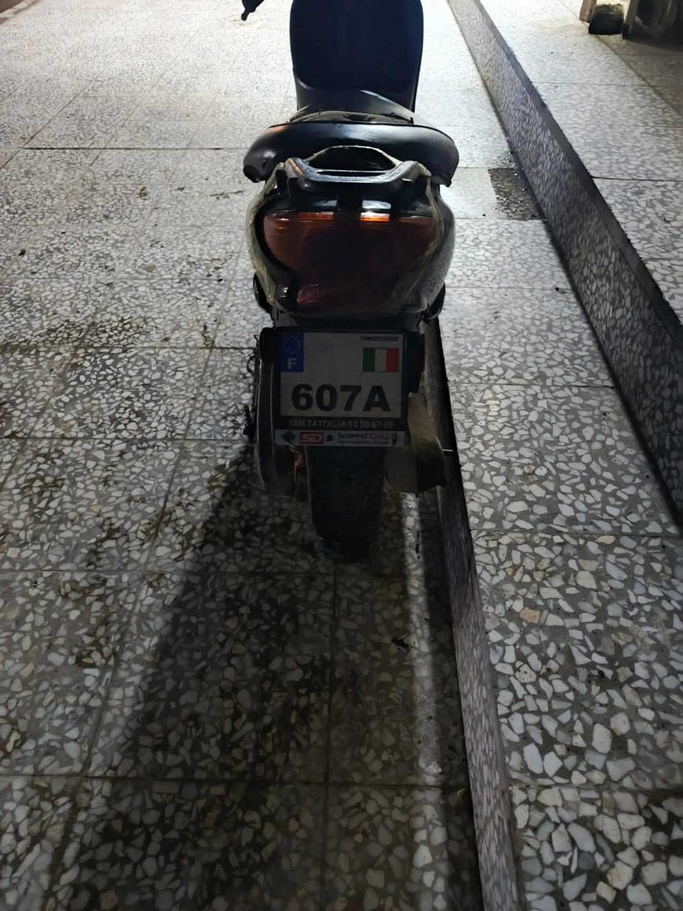 دراجه 60 للبيع المكان بغداد الحريه الثانيه السعر على🏍️🏍️ الخاص رقم التواصل ***********
