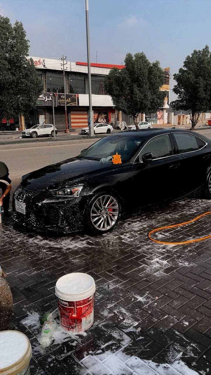 لكزس 2017 is200 مكينة 2000 تيربو فول مواصفات 
ماشية 95 ميل
بيها قطعتين فقط جاملغ وبنيد كفالة من الشواصي والايرباك
سيارة اكسل تو ويل 
للبيع او مراوس 
الاتصال*********** البصرة, العراق
