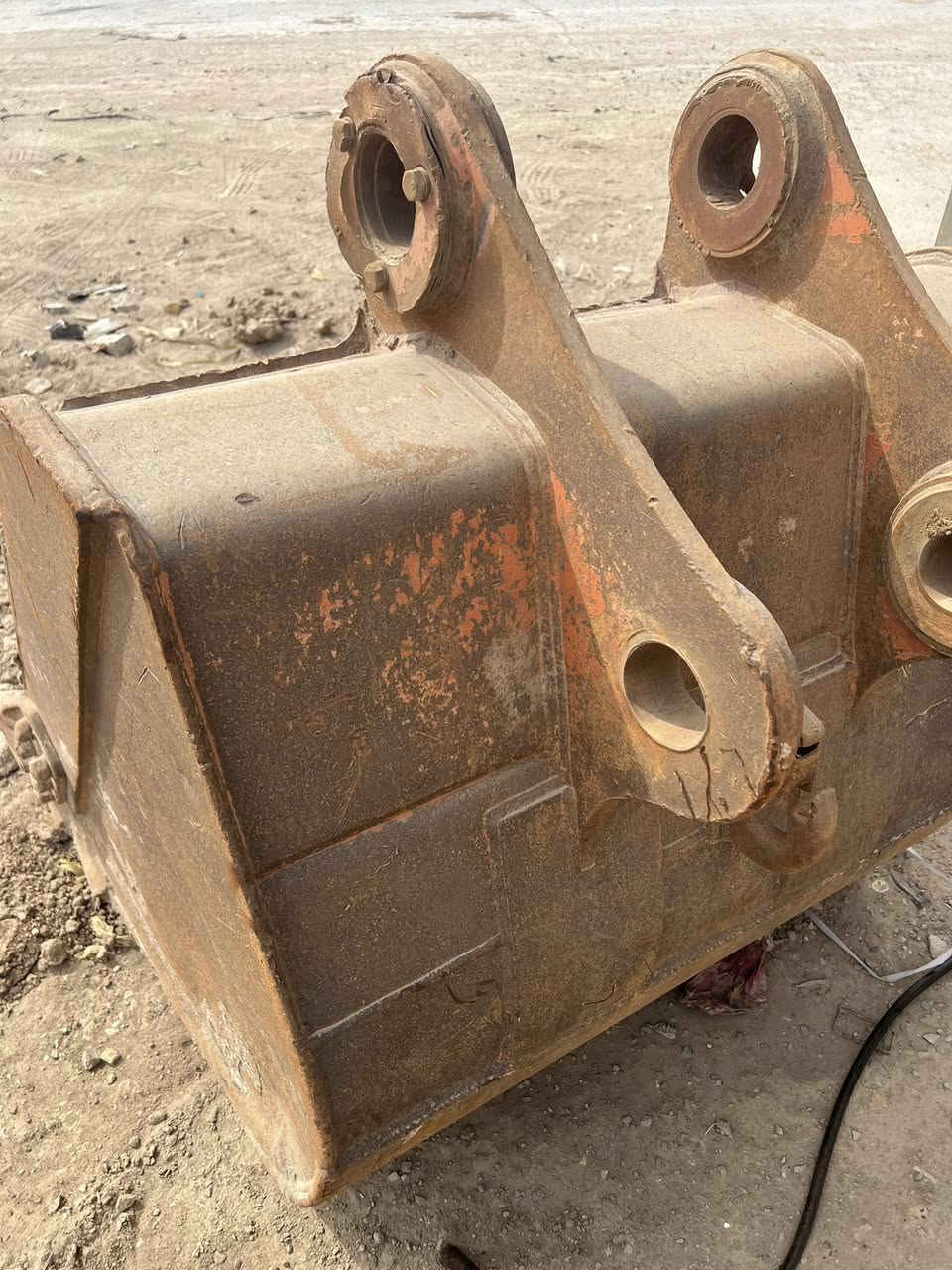 سلام عليكم البيع كيله متر و 10 بلاديه بيم 80 نضافه 95 - سعر الاتصال ***********
