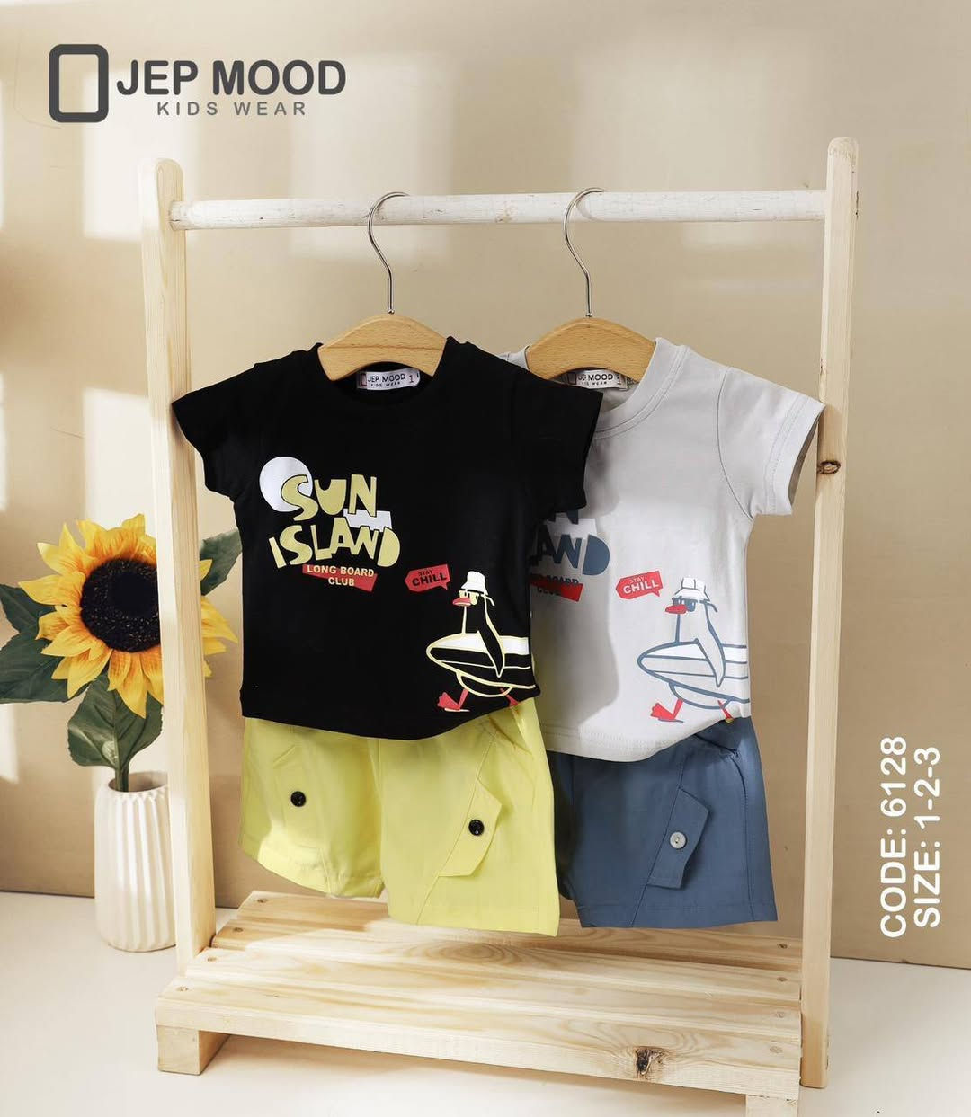 ازياء جان لملابس الاطفال قاط ولادي بناتي صيفي 
موديلات وخامة تخبل #فقط ب7000


**إذا كنت صاحب هذا الإعلان وتريد حذفه لأي سبب، رجاءا أرسل رسالة إلى الدعم الفني**