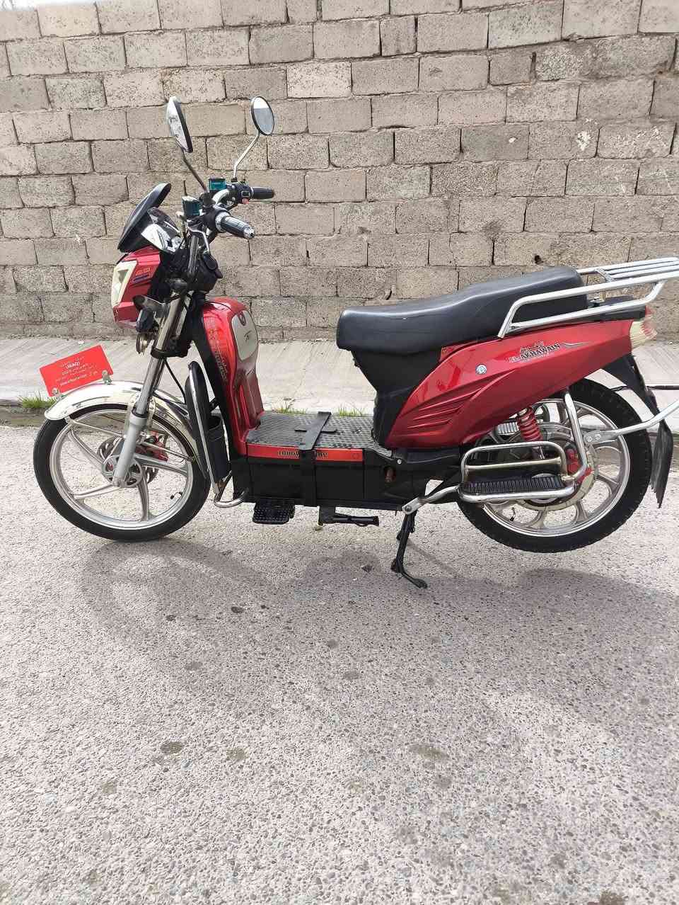 هارلي لبيع موديل 23 نوع الأخوين بطاريات عشره يقرن كهربائيات كلها شغاله اي نقص مابيه جهاز مانع سرقه تحكم عن بعد بصمتين وسويجين دراجه نضافه فول اي نقص مابيه كامله من كلشي سعر 400 بيه مجال لشراي 
***********
+9647827587898
