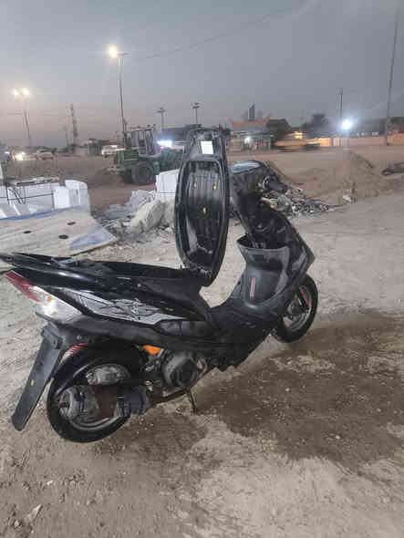 سلام عليكم
ماكس عدله 
دراجه نضافه شوفت عينك 
نضافه فول عله وضع الحاويه 
مكينه ٥٥تزويد 
هندر واحد سلف جدبد 
ختم الدراجه كله 
سعره٦٠٠ وبيه مجال 
مكاني دوانيه حي الجامعه 
رقم *********** 
الخاص مفتوح
