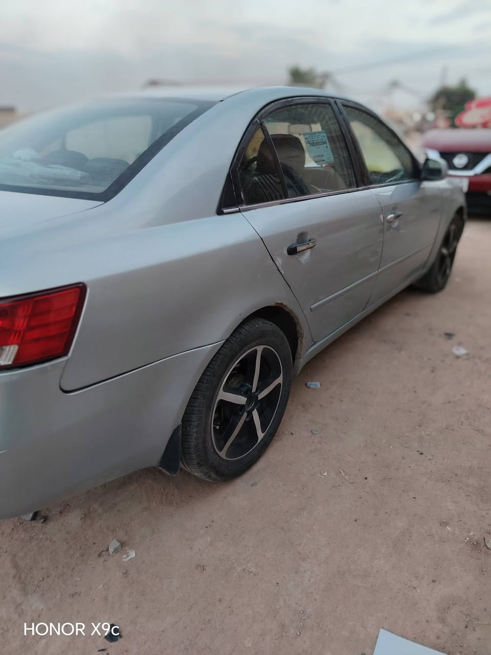 سوناتا موديل 2006خليجي مكفول من الضربه القوية بيه رشات صبغ نكول مصبوغه حزام مكينه وتبريد وحداديه 80رقم بغداد دولي بسمي مكان السياره نجف فول مواصفات السعر 85مع المجال للتواصل ***********إذا اكو اكسنت او نيسان حديث مراوس
