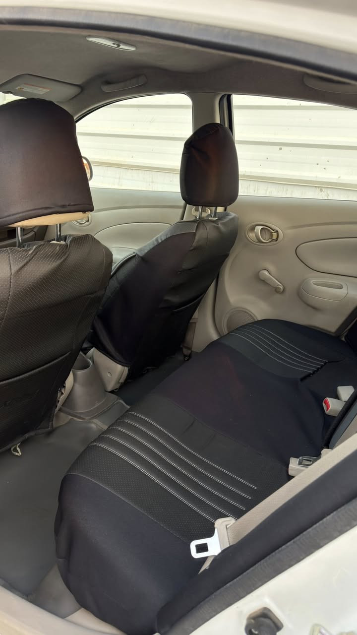 السلام عليكم نيسان صني هندي للبيع المواصفات شاشة Car play كامرة خلفية تدفئة تبريد مانع انزلاق المقاعد قماش
مغلفة جلد السيارة مكفولة بس طخة صغيرة بالدعامية و شويه بارد بالباب مثل ما موضح بالصورة السعر 11000$ للتواصل واتساب
***********
